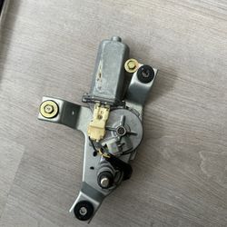 Nissan 350z Rear Windshield Wiper Motor 