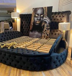 ✨️ King, Cal King, Queen Bed Frame ✨️ Furniture Sectionals, Bedrooms, Dining Avail