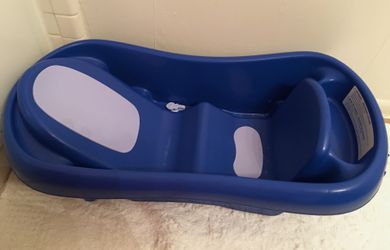 baby newborn to toddler bath tube blue
