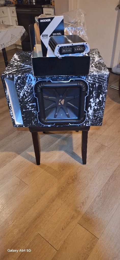 12 Inch Kicker L7 Q Kicker Anplifier 500 Whats