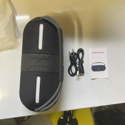 Black JBL Boom 480 Speaker 