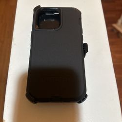 iPhone 14 Pro Max Defender OtterBox