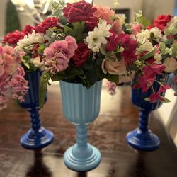 3 Big Vases With Flowers 