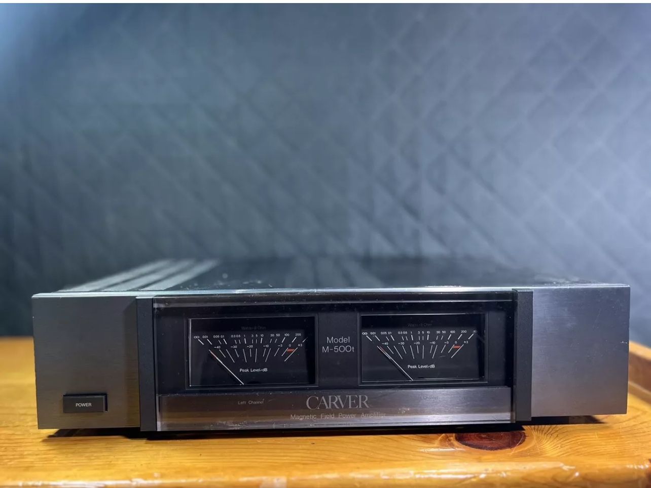 Carver M-500T Magnetic Field Power Amplifier
