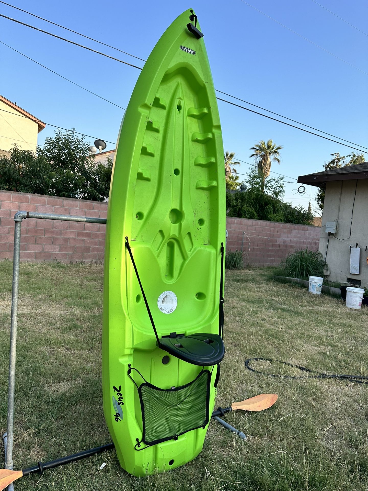 Lifetime Zeus 96 Single Person Kayak