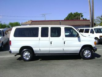 2005 Ford E350 Super Duty