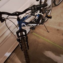 24" Hyper Bicycles Havoc Mountain Bike, Youth/Adult