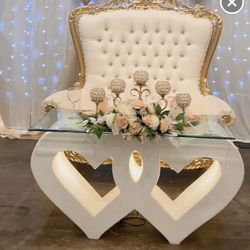 Double Throne Chair