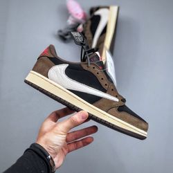 Jordan 1 Low Travis Scott Mocha 198