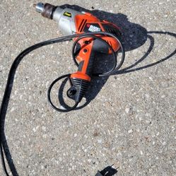 B&D Corded Drill 