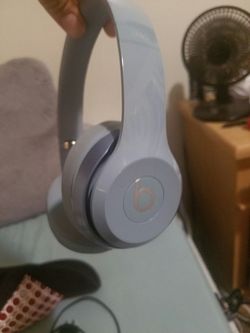 Beats solo 2