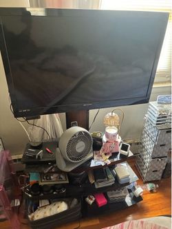 42” TV with TV Stand