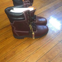 Timberland 6 In Premium Boots- Burgondy Size 8.5