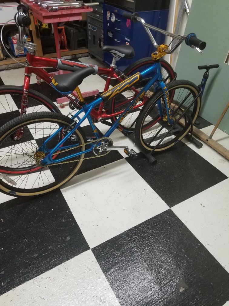 2019 SE OM Flyer Electric Blue