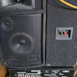 Pioneer Amplifier with Speakers