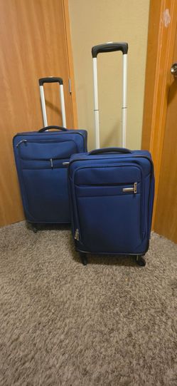 Suitcase set