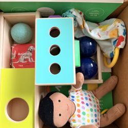 Lovevery Play Kit 11-12 months The Thinker 