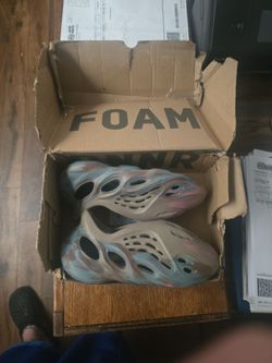 Adidas Yeezy Foam Runner Sneakers size 5