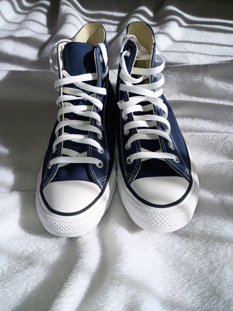 Converse brand new