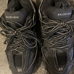 Balenciagas Tracks 