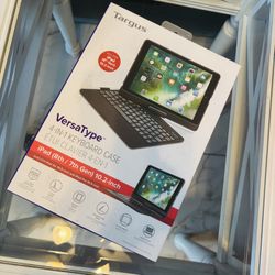 Targus VersaType Case for iPad (8th / 7th Gen) 10.2-Inch, Rotating Keyboard Case with Backlit Keys, Black