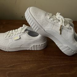 Women Puma Size 9