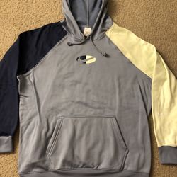 Woman’s Nike thermal-fit Fleece Color Block, Training, Hoodie