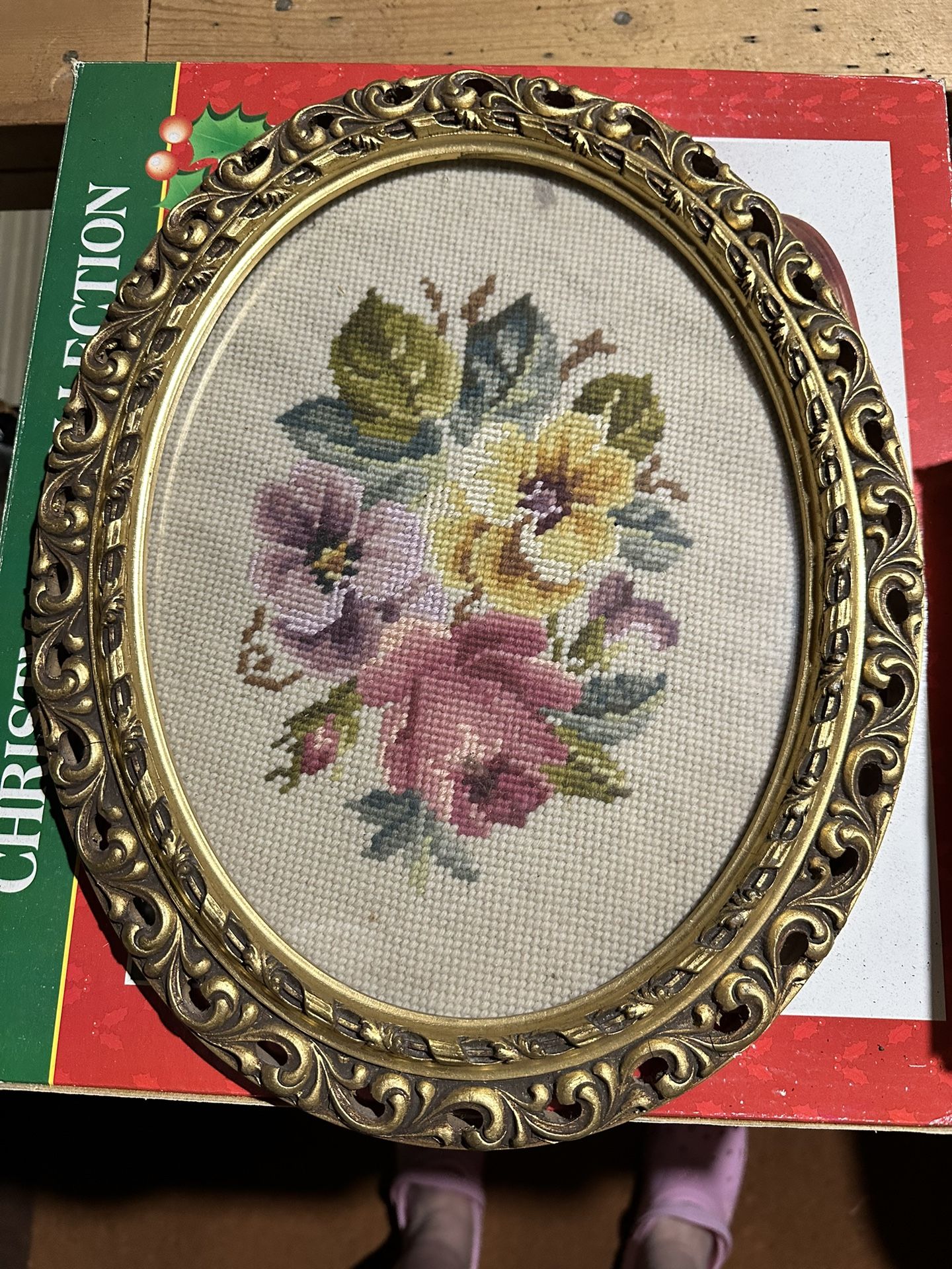 Oval Gold Wooden Frame With Flowers