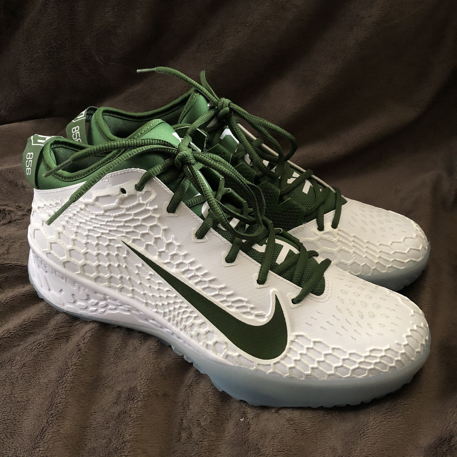 Nike Zoom Force Trout 5 Turf Size 12 Baseball Shoes BQ5556-301 Green / White