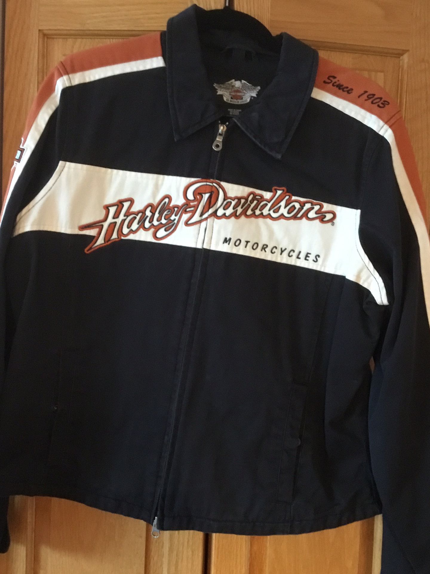 Women’s Harley Davidson jacket size XL