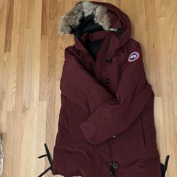 Authentic Canada Goose Coat Size S Ladies Dawson Parka 