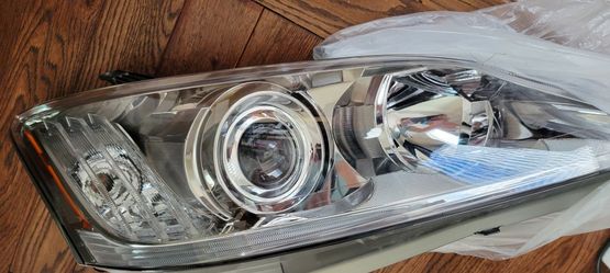 Es 350 Head Light