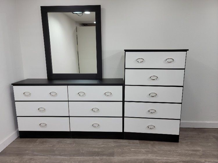 Dresser With Mirror And Chest _ Comoda Con Espejo Y Gavetero
