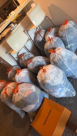 13 full bags of great condition clothes