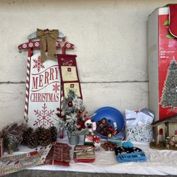 Christmas Trees And Decor