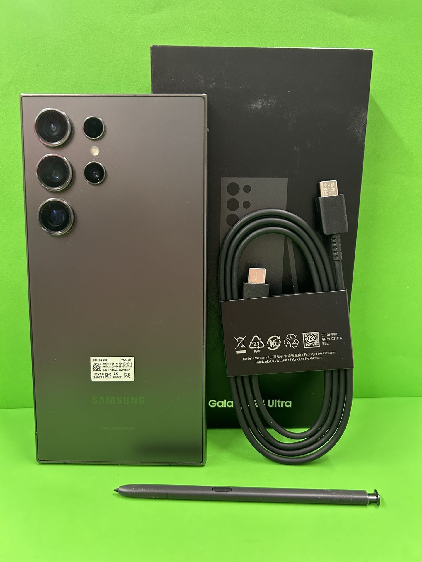 IIIGalaxyS24 Ultra 5G AttIII