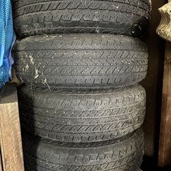 2020 Stock Jeep Gladiator Tires and Rims