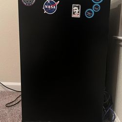 Hisense 3.3 Cu Mini Fridge 
