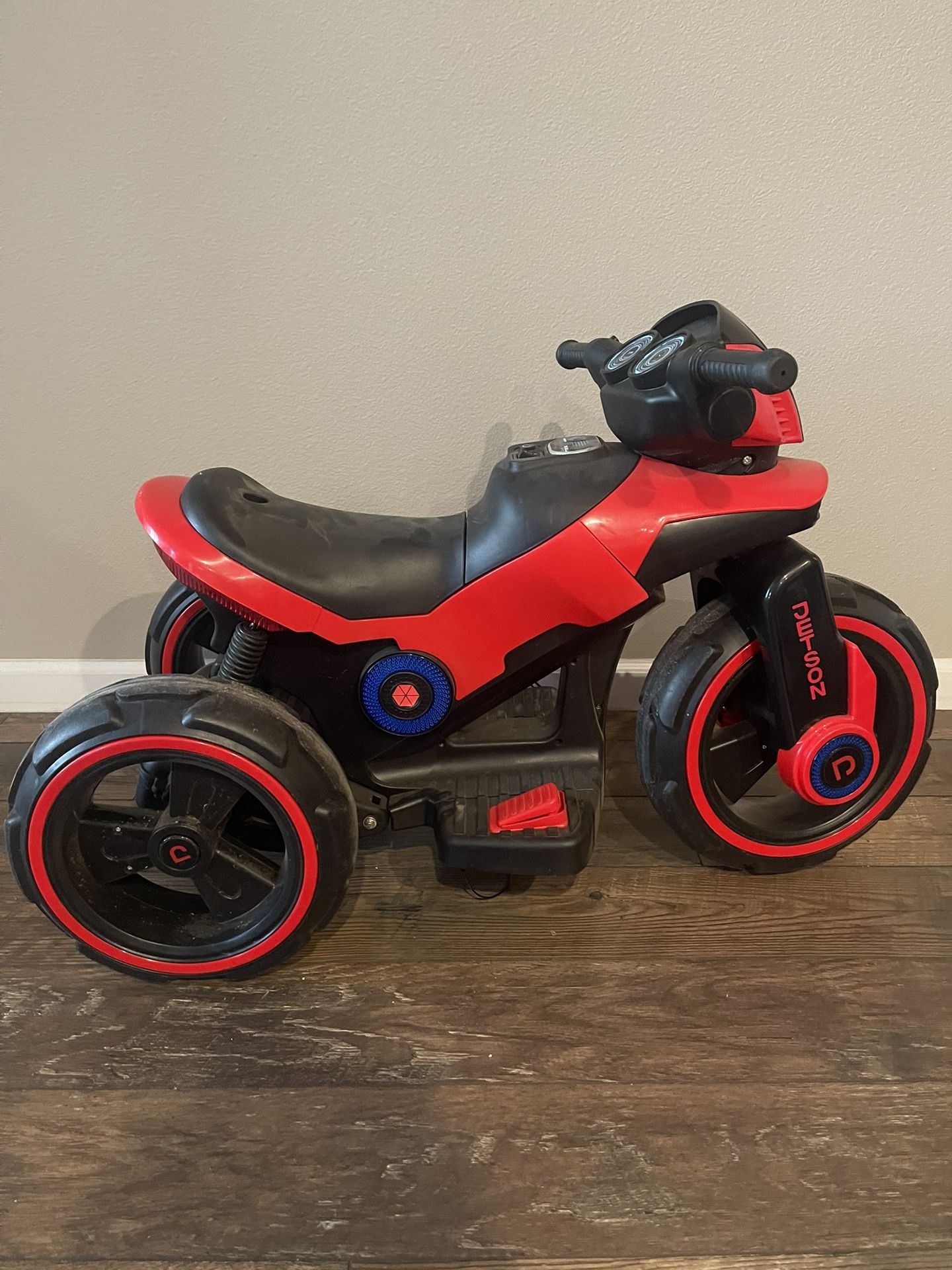 V6 Kids Ride On Bike 