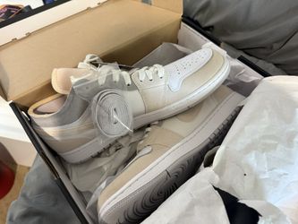 Men’s Nike Shoes Size 11.5