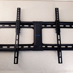 Fixed TV Wall Mount – Fits 37–86" Screens