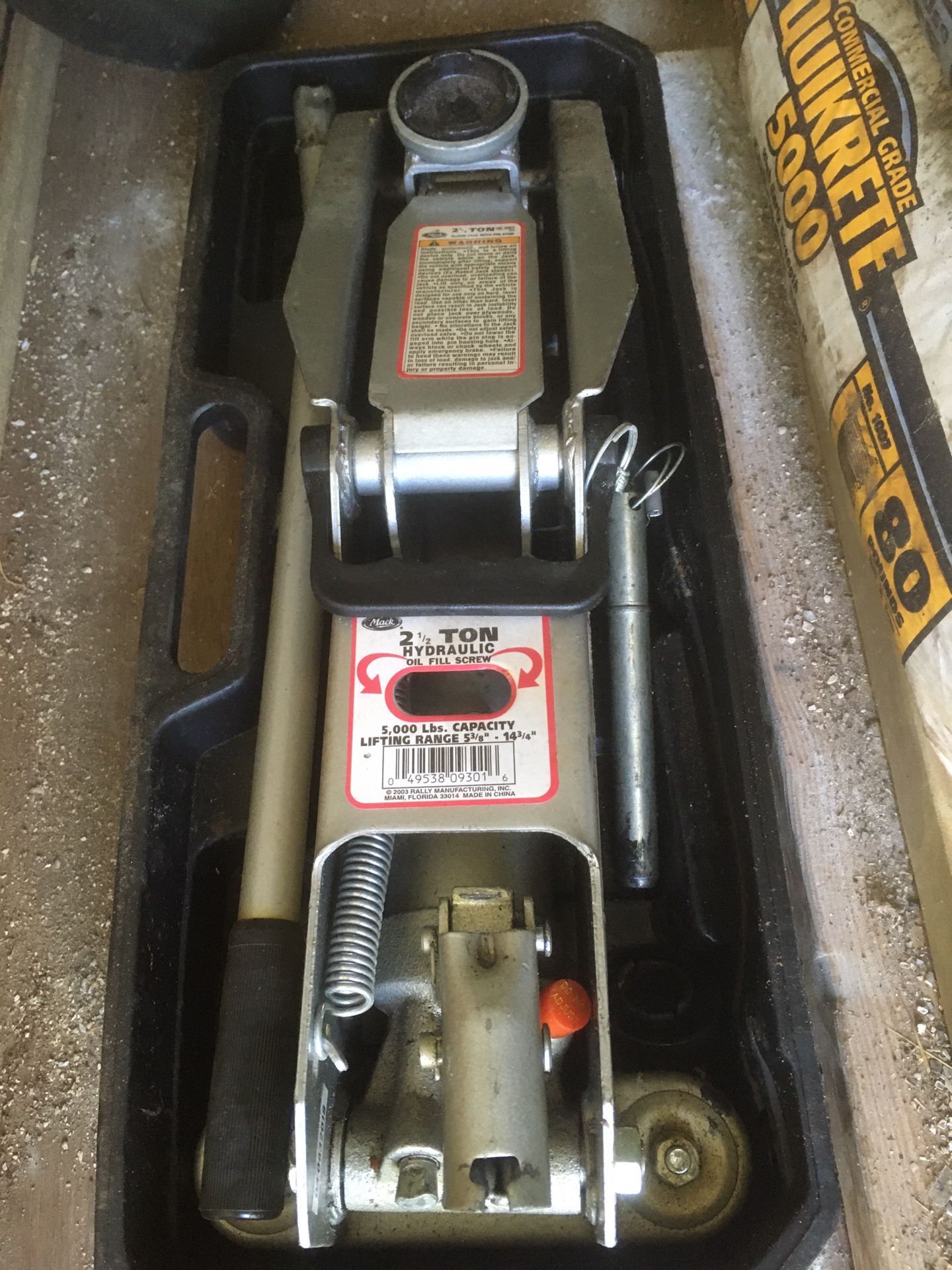 Mack Floor Jack for Sale in Moyock, NC OfferUp