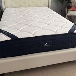 Queen Dream Cloud Mattress For SALE