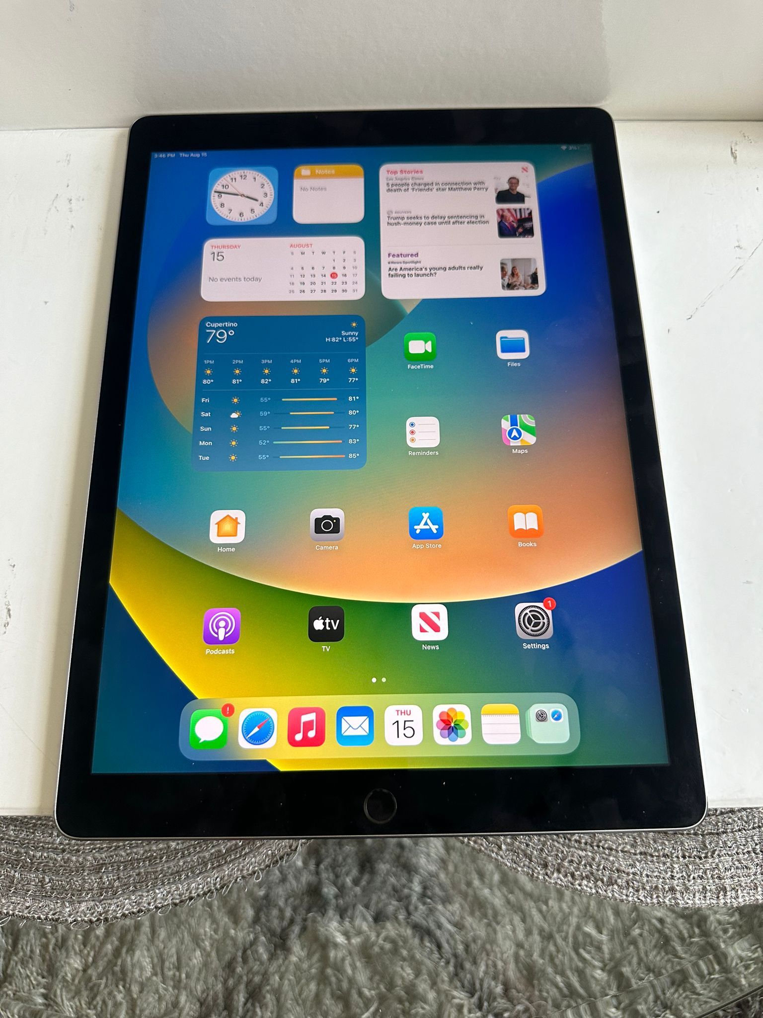 Apple iPad Pro 12.9” Black A1584 32GB iPadOS 16.7.8 - $269. iPad is in perfect condition. Comes with original Apple charger and wall plug