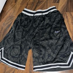 Nike men’s shorts