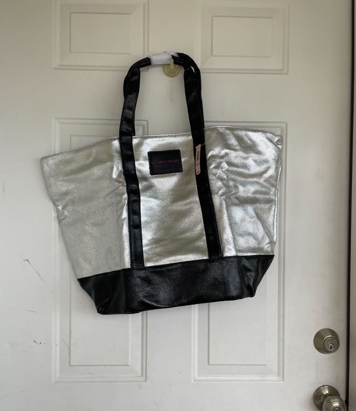 BRAND NEW Victoria's Secret Large Tote/Gym Bag/Weekender Bag