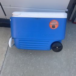 Igloo Wheelie Cooler