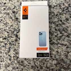 📱✨ Spigen Ultra Hybrid Case – For iPhone 14 Pro (6.1”) ✨📱