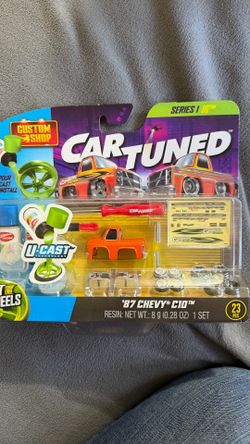 CarTuned Custom Model Kit - 1987 Chevy C10