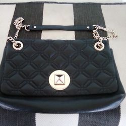 KATE SPADE QUILTED BLACK LEATHER PURSE IN EXCELLENT CONDITION ($40 ONLY)